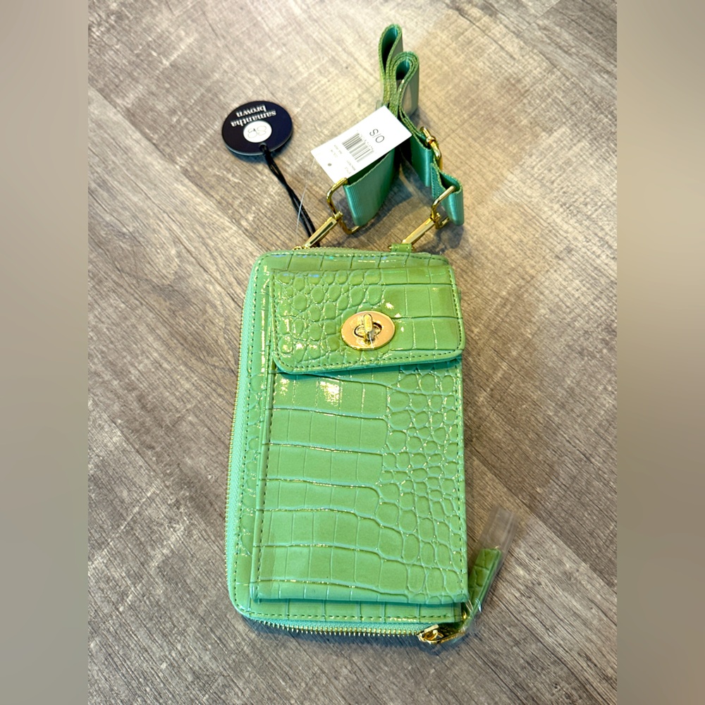 Samantha Brown Croc-Embossed Light Green Crossbody Wallet - NWT